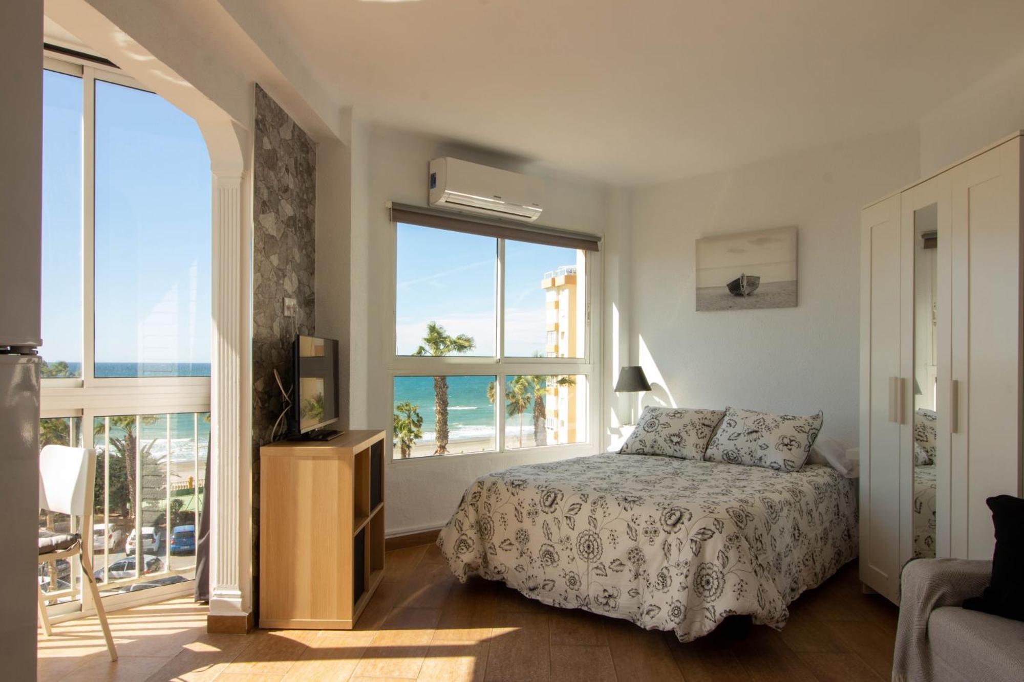 Ruselo 308. Loft En Paseo Maritimo De Torrox Costa Apartment ภายนอก รูปภาพ
