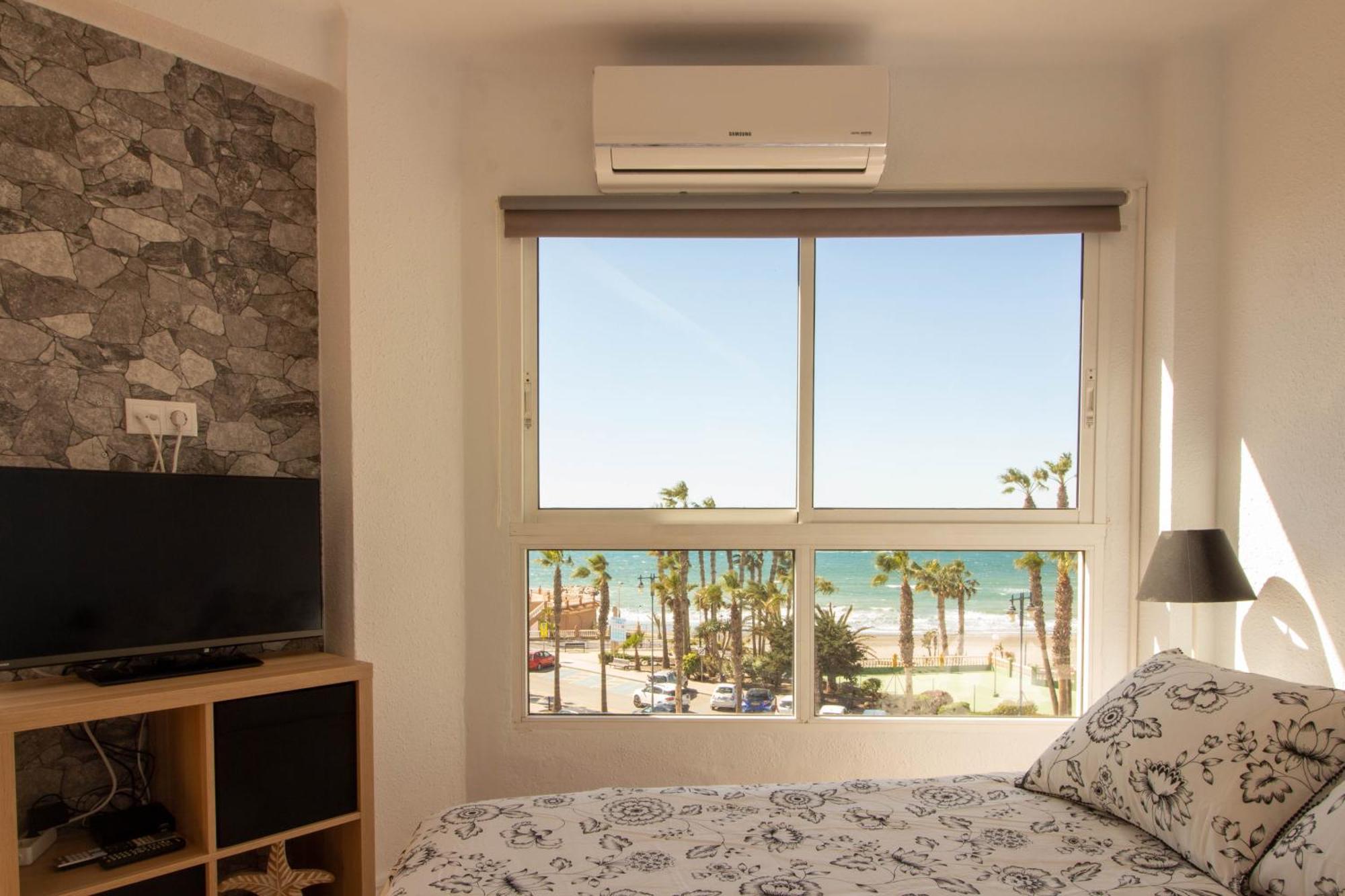 Ruselo 308. Loft En Paseo Maritimo De Torrox Costa Apartment ภายนอก รูปภาพ